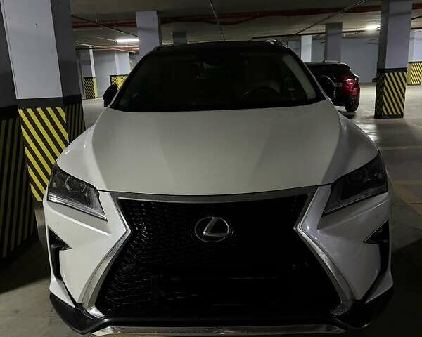 Білий Лексус РХ, об'ємом двигуна 3.5 л та пробігом 143 тис. км за 34500 $, фото 1 на Automoto.ua
