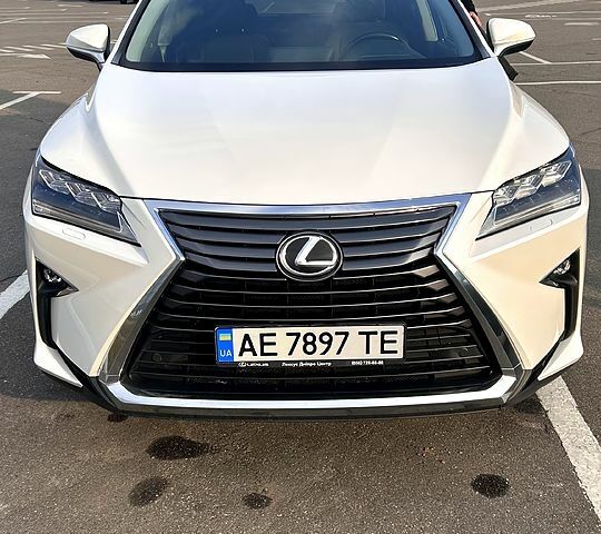 Белый Лексус РХ, объемом двигателя 2 л и пробегом 100 тыс. км за 31900 $, фото 1 на Automoto.ua