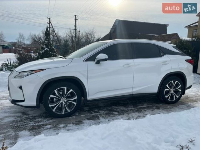 Белый Лексус РХ, объемом двигателя 2 л и пробегом 147 тыс. км за 27700 $, фото 1 на Automoto.ua