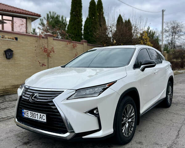 Белый Лексус РХ, объемом двигателя 2 л и пробегом 68 тыс. км за 29700 $, фото 1 на Automoto.ua