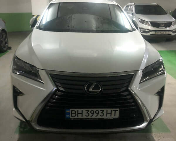 Белый Лексус РХ, объемом двигателя 2 л и пробегом 143 тыс. км за 32500 $, фото 1 на Automoto.ua