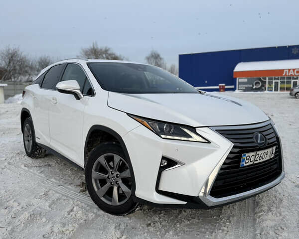 Белый Лексус РХ, объемом двигателя 3.46 л и пробегом 159 тыс. км за 36000 $, фото 1 на Automoto.ua
