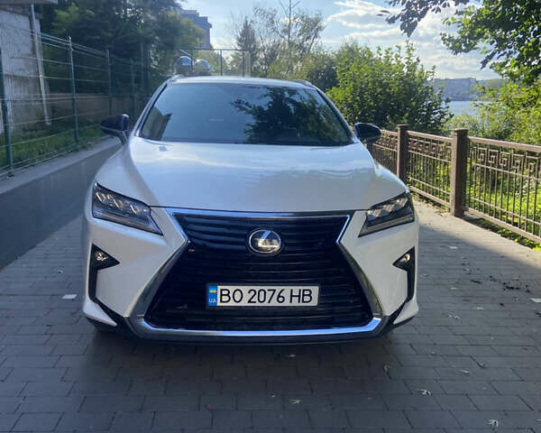 Білий Лексус РХ, об'ємом двигуна 2 л та пробігом 100 тис. км за 30999 $, фото 1 на Automoto.ua