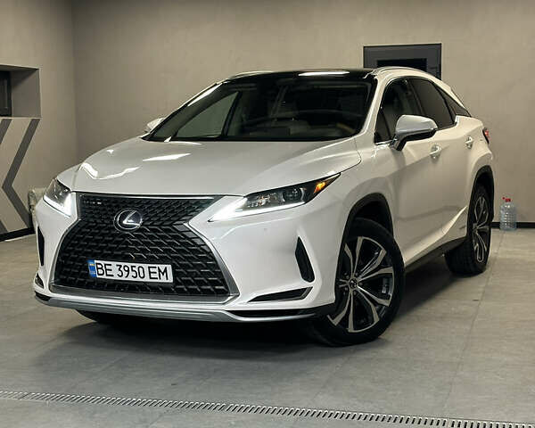 Белый Лексус РХ, объемом двигателя 3.5 л и пробегом 88 тыс. км за 43000 $, фото 1 на Automoto.ua