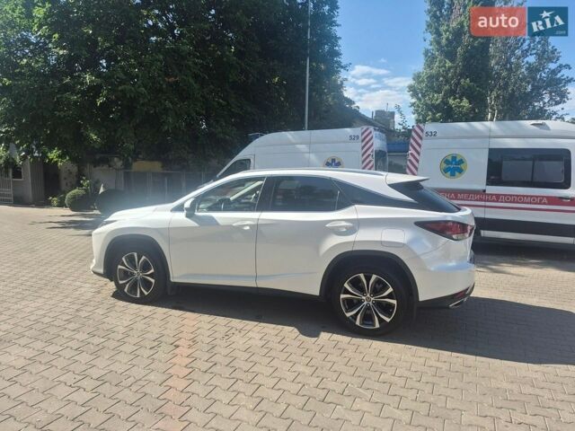 Білий Лексус РХ, об'ємом двигуна 2 л та пробігом 36 тис. км за 50999 $, фото 1 на Automoto.ua