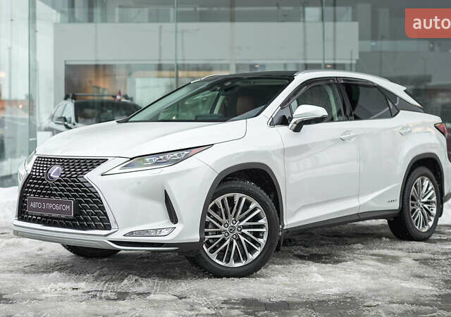 Белый Лексус РХ, объемом двигателя 3.5 л и пробегом 40 тыс. км за 60542 $, фото 1 на Automoto.ua