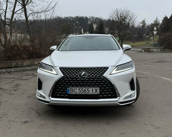 Белый Лексус РХ, объемом двигателя 2 л и пробегом 47 тыс. км за 53000 $, фото 1 на Automoto.ua