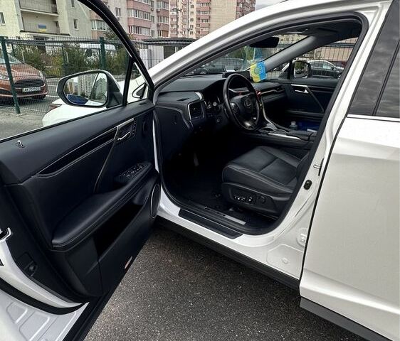 Білий Лексус РХ, об'ємом двигуна 3.5 л та пробігом 35 тис. км за 56000 $, фото 1 на Automoto.ua