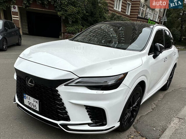 Белый Лексус РХ, объемом двигателя 2.4 л и пробегом 53 тыс. км за 63500 $, фото 1 на Automoto.ua