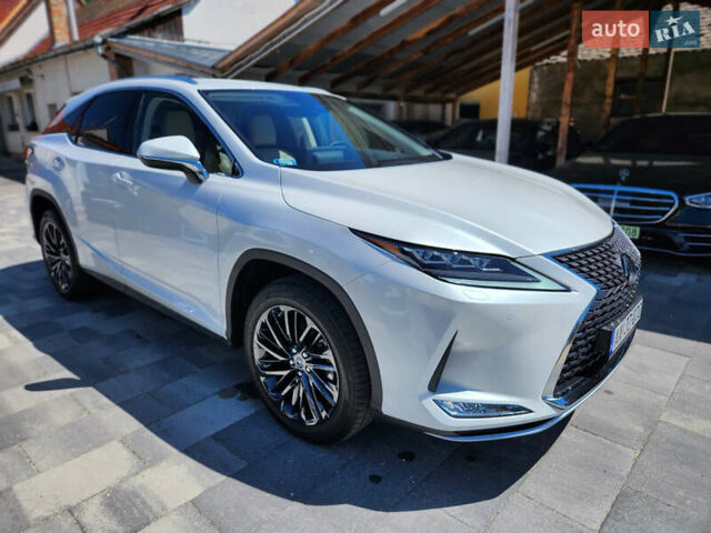 Білий Лексус РХ, об'ємом двигуна 2 л та пробігом 1 тис. км за 53633 $, фото 1 на Automoto.ua