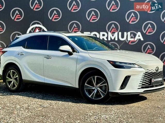 Белый Лексус РХ, объемом двигателя 2.5 л и пробегом 14 тыс. км за 74990 $, фото 1 на Automoto.ua