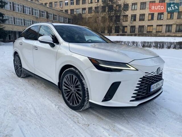 Белый Лексус РХ, объемом двигателя 2.4 л и пробегом 17 тыс. км за 66500 $, фото 1 на Automoto.ua