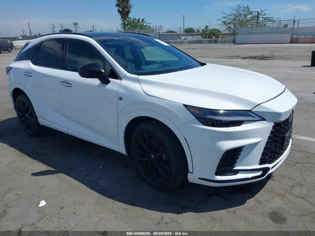 Білий Лексус РХ, об'ємом двигуна 2.4 л та пробігом 31 тис. км за 29000 $, фото 1 на Automoto.ua