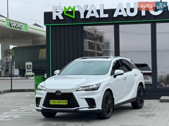 Білий Лексус РХ, об'ємом двигуна 2.5 л та пробігом 30 тис. км за 58490 $, фото 1 на Automoto.ua