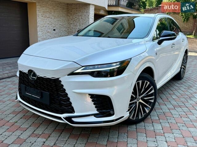 Білий Лексус РХ, об'ємом двигуна 2.5 л та пробігом 40 тис. км за 67000 $, фото 1 на Automoto.ua