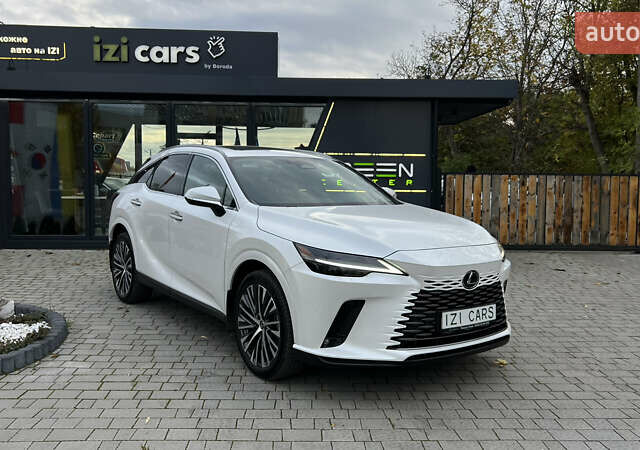 Лексус РХ 2024 в Львове на Automoto.ua Белый Лексус РХ, объемом двигателя 2.5 л и пробегом 1 тыс. км за 66000 $, фото 1 на Automoto.ua