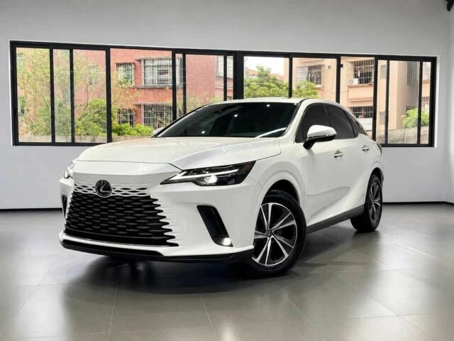 Белый Лексус РХ, объемом двигателя 0 л и пробегом 1 тыс. км за 49000 $, фото 1 на Automoto.ua