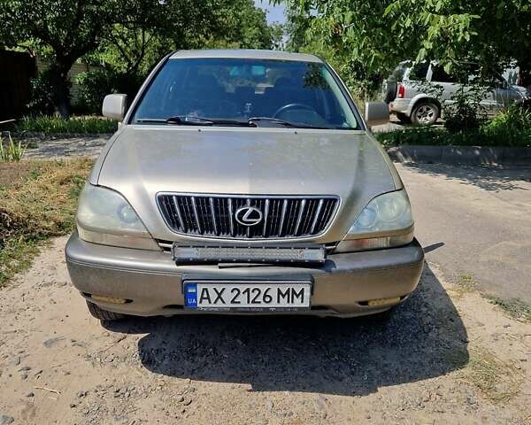 Бежевый Лексус РХ, объемом двигателя 3 л и пробегом 345 тыс. км за 5500 $, фото 1 на Automoto.ua