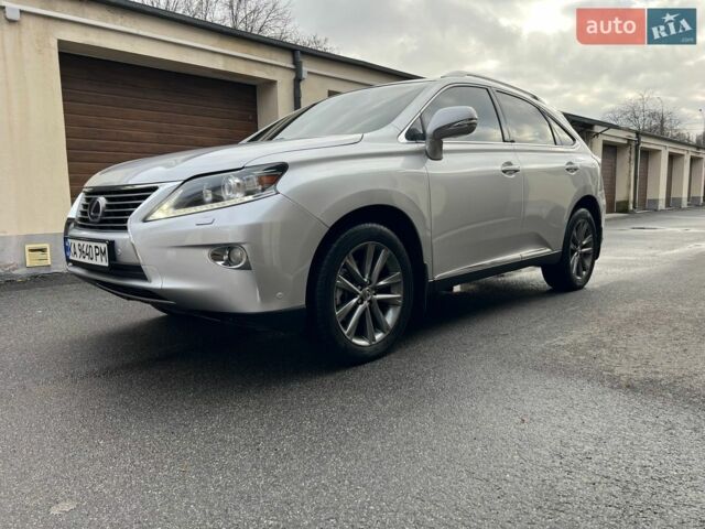 Бежевый Лексус РХ, объемом двигателя 3.5 л и пробегом 214 тыс. км за 19500 $, фото 1 на Automoto.ua