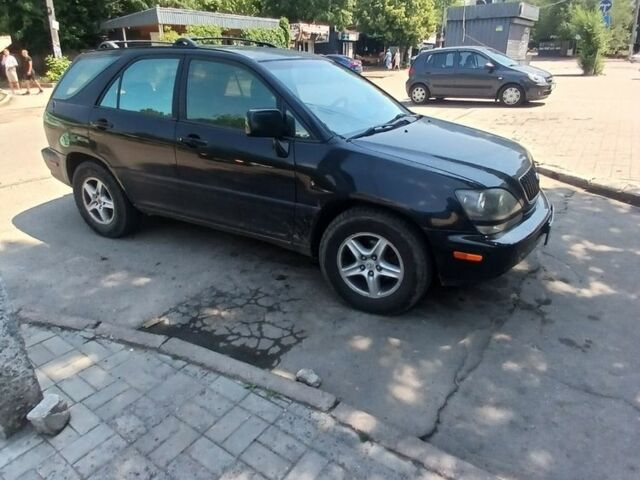 Лексус РХ 2000 в Днепре (Днепропетровске) на Automoto.ua Черный Лексус РХ, объемом двигателя 3 л и пробегом 450 тыс. км за 4500 $, фото 1 на Automoto.ua