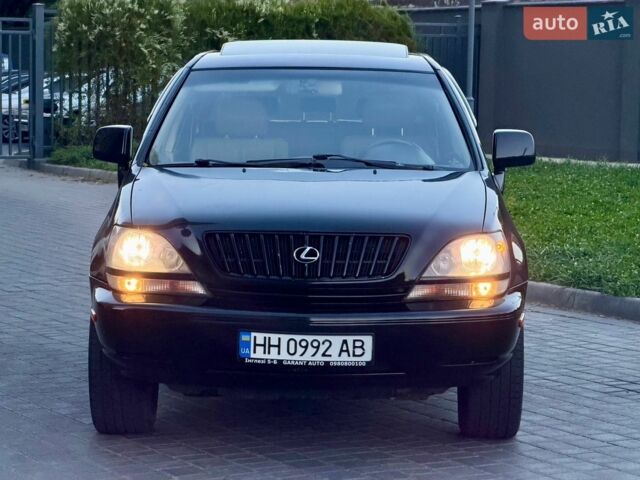 Чорний Лексус РХ, об'ємом двигуна 3 л та пробігом 310 тис. км за 5600 $, фото 1 на Automoto.ua