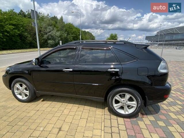 Черный Лексус РХ, объемом двигателя 3.3 л и пробегом 246 тыс. км за 13300 $, фото 1 на Automoto.ua