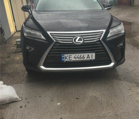 Черный Лексус РХ, объемом двигателя 2 л и пробегом 135 тыс. км за 27986 $, фото 1 на Automoto.ua