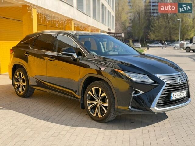 Черный Лексус РХ, объемом двигателя 2 л и пробегом 132 тыс. км за 32500 $, фото 1 на Automoto.ua