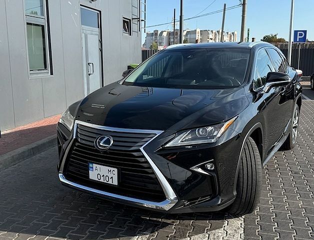 Чорний Лексус РХ, об'ємом двигуна 3.46 л та пробігом 107 тис. км за 32500 $, фото 1 на Automoto.ua