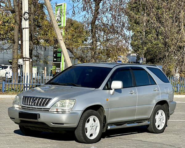 Лексус РХ, объемом двигателя 3 л и пробегом 300 тыс. км за 7000 $, фото 1 на Automoto.ua