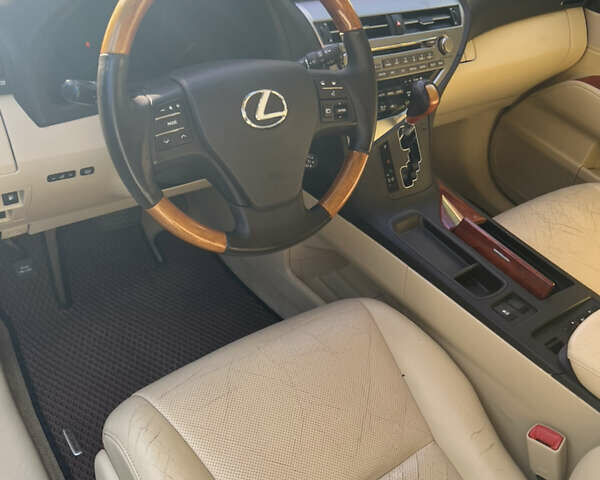 Лексус РХ, об'ємом двигуна 3.5 л та пробігом 240 тис. км за 18900 $, фото 1 на Automoto.ua