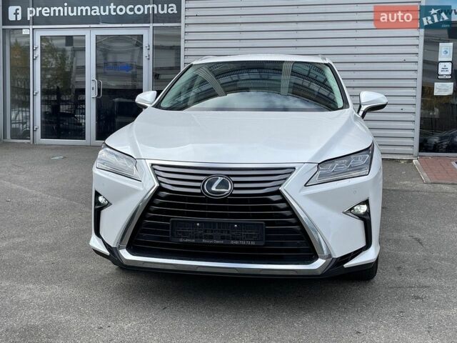 Лексус РХ, объемом двигателя 2 л и пробегом 135 тыс. км за 33000 $, фото 1 на Automoto.ua
