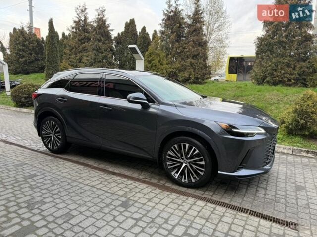 Лексус РХ, объемом двигателя 2.5 л и пробегом 48 тыс. км за 61800 $, фото 1 на Automoto.ua