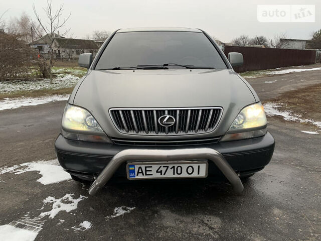 Сірий Лексус РХ, об'ємом двигуна 3 л та пробігом 248 тис. км за 7400 $, фото 1 на Automoto.ua