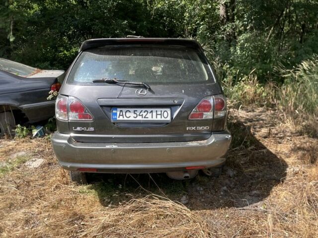 Серый Лексус РХ, объемом двигателя 3 л и пробегом 370 тыс. км за 1800 $, фото 1 на Automoto.ua
