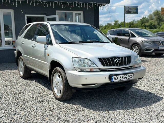 Серый Лексус РХ, объемом двигателя 3 л и пробегом 297 тыс. км за 5900 $, фото 1 на Automoto.ua