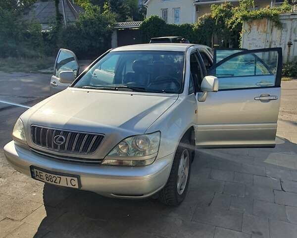 Сірий Лексус РХ, об'ємом двигуна 3 л та пробігом 284 тис. км за 7000 $, фото 1 на Automoto.ua