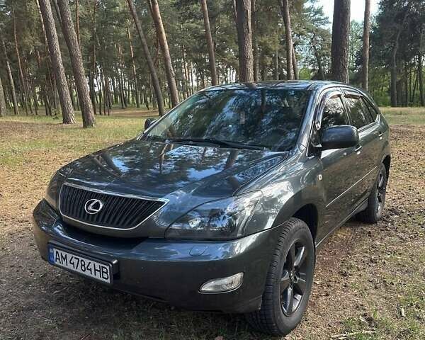 Серый Лексус РХ, объемом двигателя 3 л и пробегом 220 тыс. км за 9500 $, фото 1 на Automoto.ua
