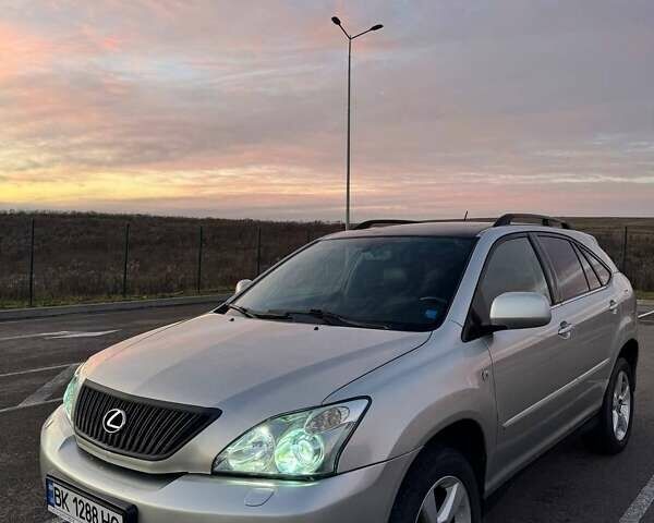 Серый Лексус РХ, объемом двигателя 3 л и пробегом 330 тыс. км за 9200 $, фото 1 на Automoto.ua