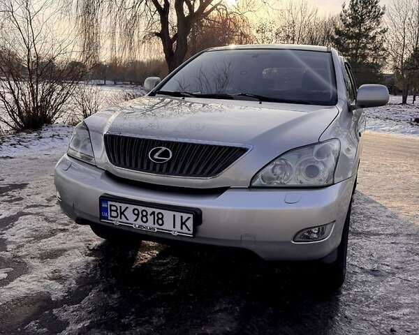Серый Лексус РХ, объемом двигателя 3 л и пробегом 250 тыс. км за 10200 $, фото 1 на Automoto.ua