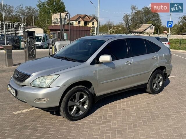 Серый Лексус РХ, объемом двигателя 3 л и пробегом 319 тыс. км за 8500 $, фото 1 на Automoto.ua