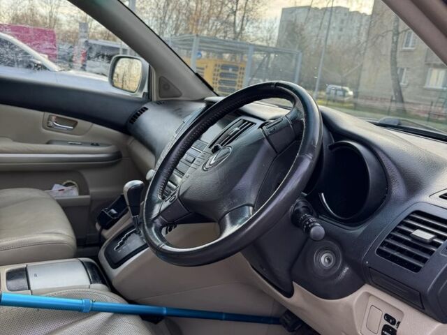 Сірий Лексус РХ, об'ємом двигуна 3.3 л та пробігом 280 тис. км за 3500 $, фото 1 на Automoto.ua