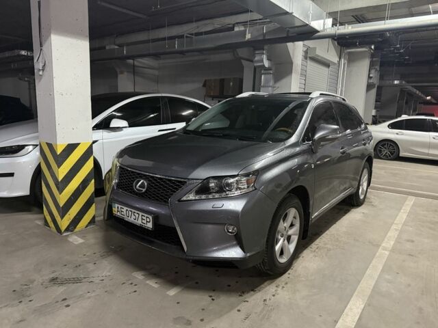 Серый Лексус РХ, объемом двигателя 3.5 л и пробегом 339 тыс. км за 17800 $, фото 1 на Automoto.ua