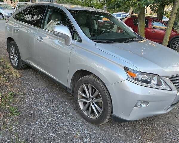 Серый Лексус РХ, объемом двигателя 3.46 л и пробегом 205 тыс. км за 29500 $, фото 1 на Automoto.ua