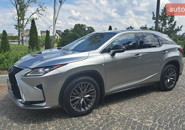 Сірий Лексус РХ, об'ємом двигуна 2 л та пробігом 351 тис. км за 25200 $, фото 1 на Automoto.ua