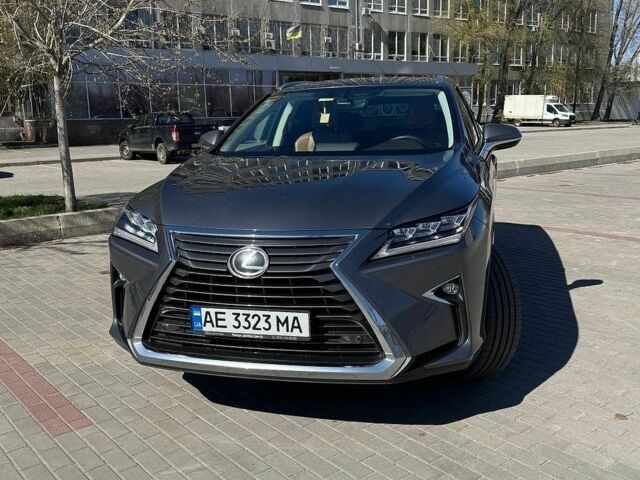 Серый Лексус РХ, объемом двигателя 2 л и пробегом 110 тыс. км за 34000 $, фото 1 на Automoto.ua