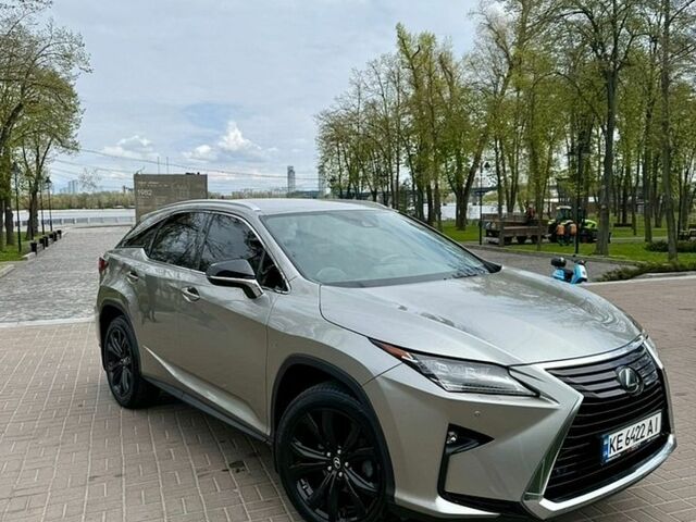 Серый Лексус РХ, объемом двигателя 2 л и пробегом 63 тыс. км за 39500 $, фото 1 на Automoto.ua