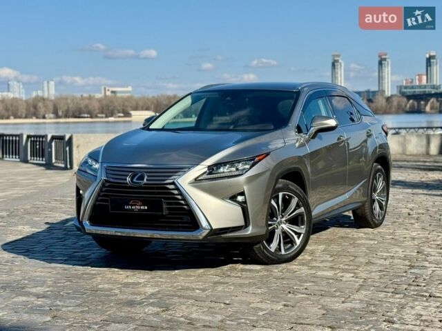 Сірий Лексус РХ, об'ємом двигуна 2 л та пробігом 97 тис. км за 32555 $, фото 1 на Automoto.ua