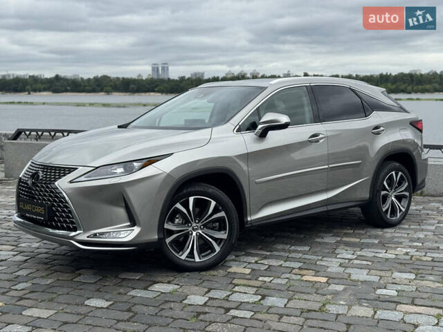 Серый Лексус РХ, объемом двигателя 3.5 л и пробегом 29 тыс. км за 43500 $, фото 1 на Automoto.ua