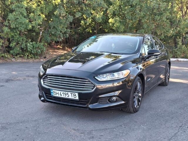 Сірий Лексус РХ, об'ємом двигуна 2 л та пробігом 30 тис. км за 57000 $, фото 1 на Automoto.ua